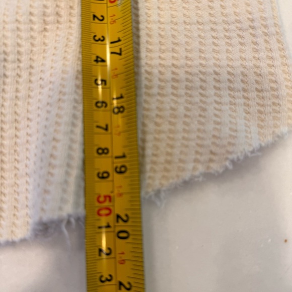 Free People Women’s Colt Top Waffle Knit Raw Hem Long Sleeves Sz M - Picture 10 of 15